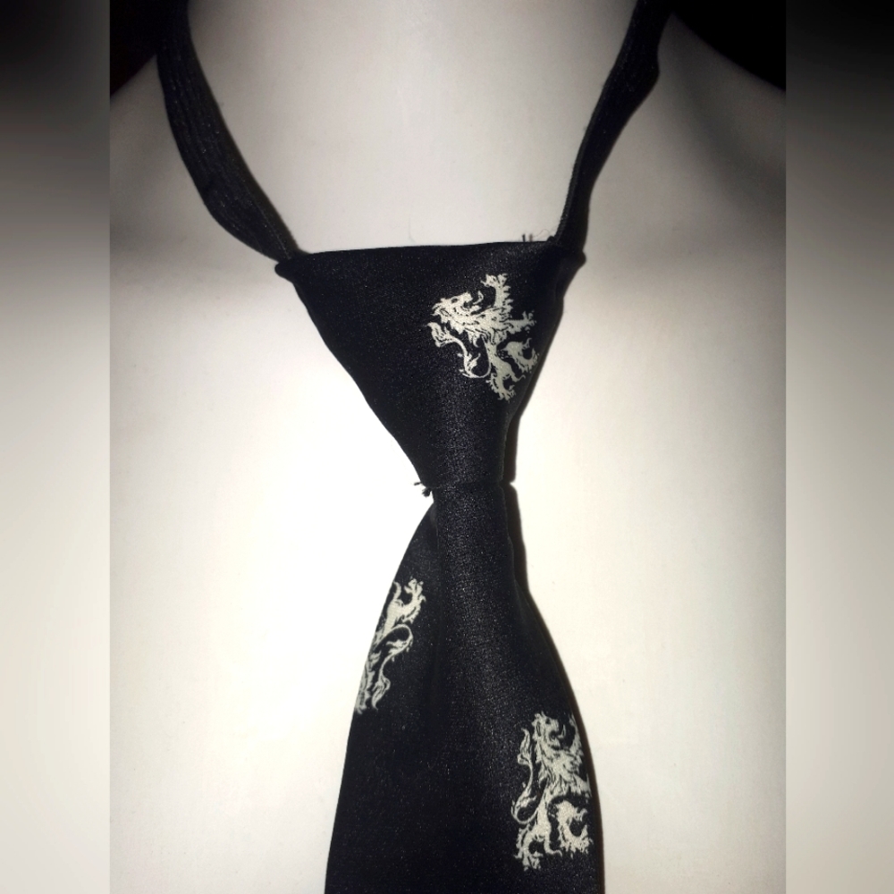 Vintage pre tied necktie